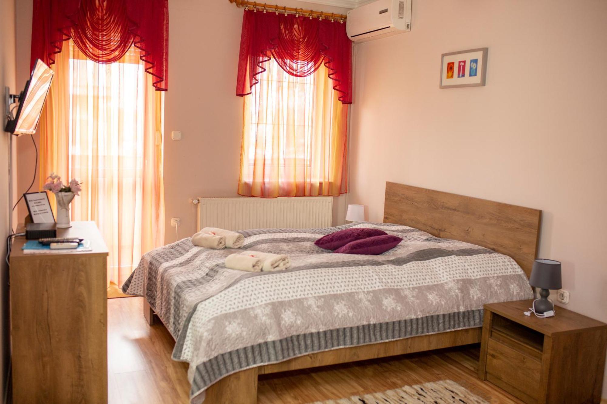 Huerkecz Apartmanhaz Heviz Ngoại thất bức ảnh