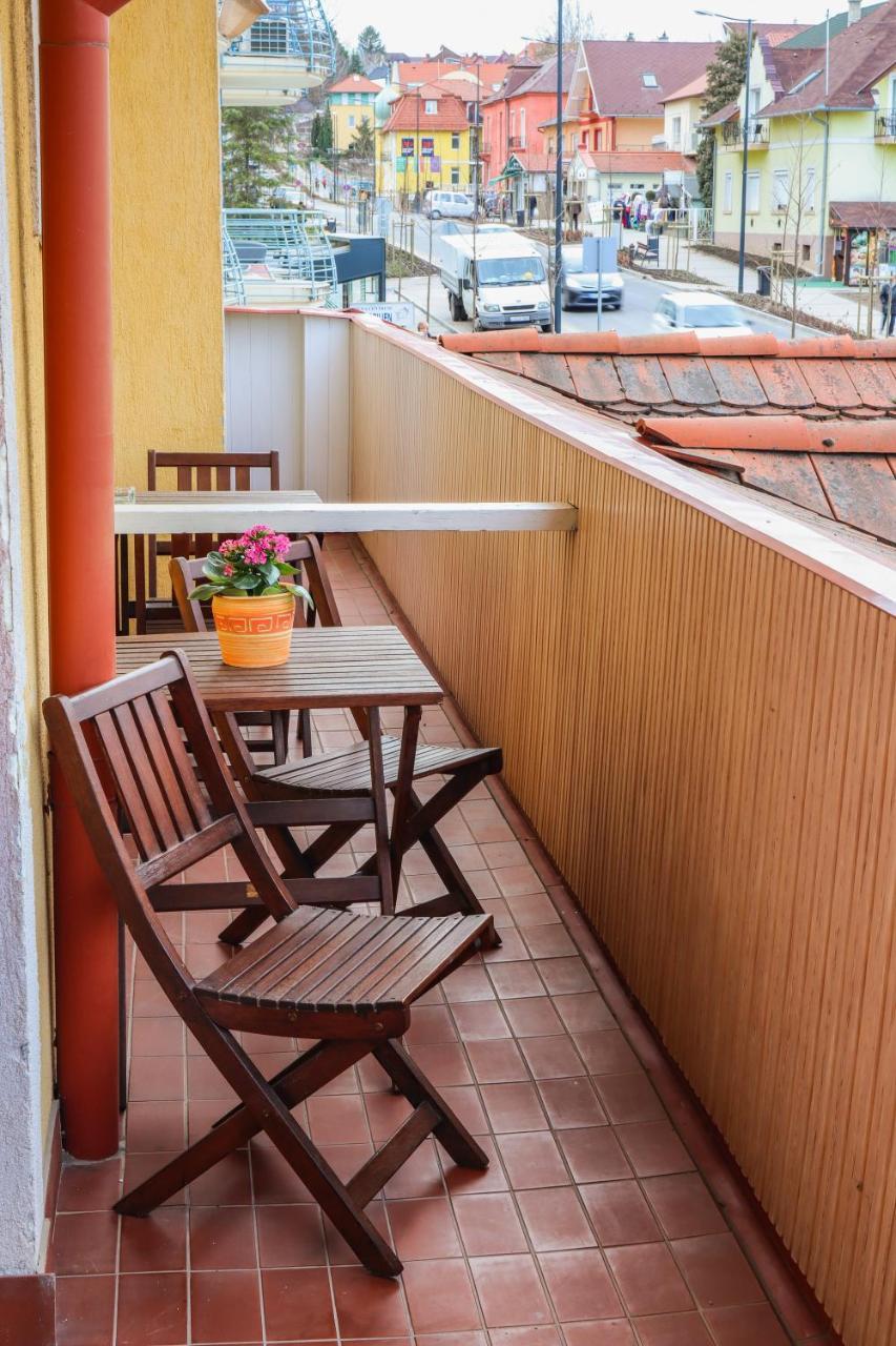 Huerkecz Apartmanhaz Heviz Ngoại thất bức ảnh